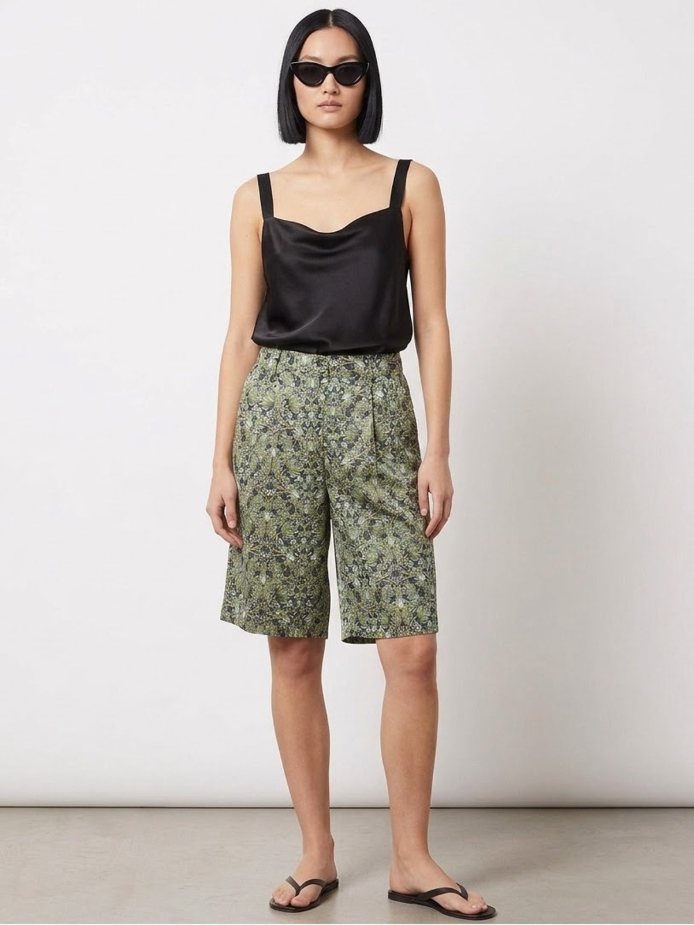 Zara Satin Bermudas XS Floral-Print Green knee length